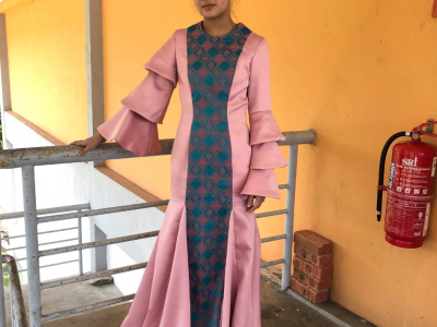 EVENING DRESS 